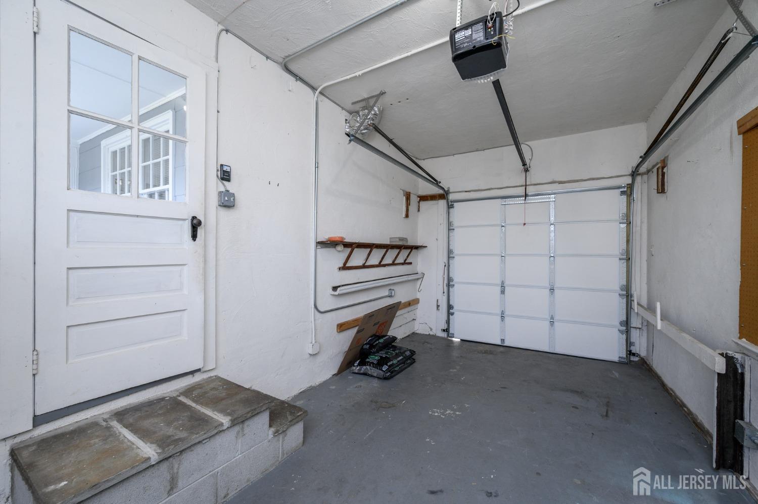 102 Fairview Avenue, West Orange, New Jersey image 42