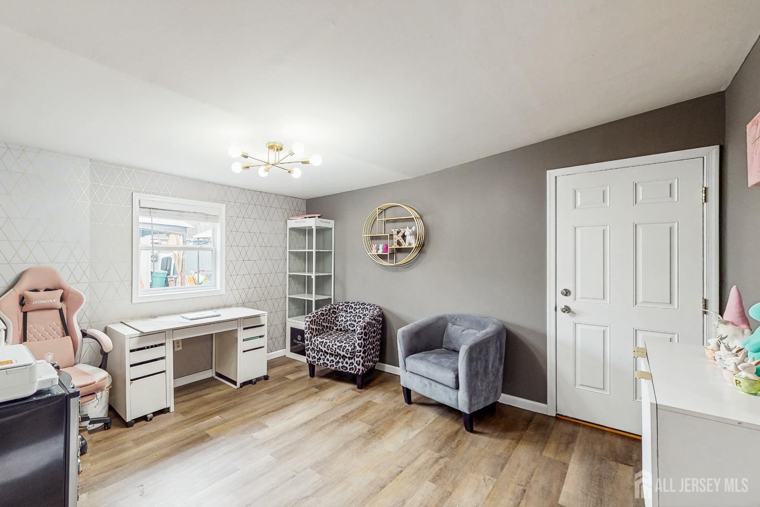 Manville, New Jersey 08835, United States, 3 Bedrooms Bedrooms, ,1 BathroomBathrooms,Residential,Active,239451