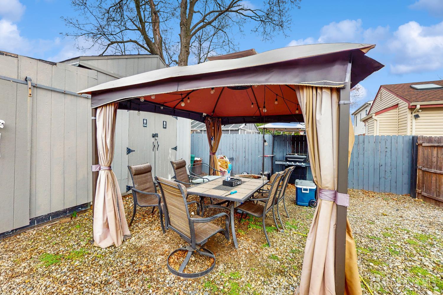 Manville, New Jersey 08835, United States, 3 Bedrooms Bedrooms, ,1 BathroomBathrooms,Residential,Active,239451