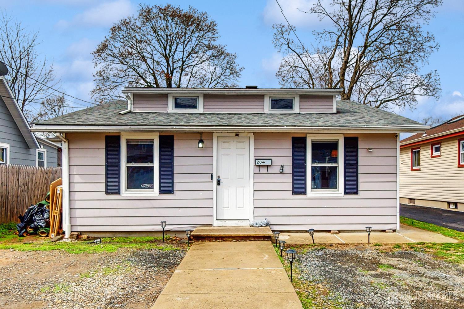 Manville, New Jersey 08835, United States, 3 Bedrooms Bedrooms, ,1 BathroomBathrooms,Residential,Active,239451