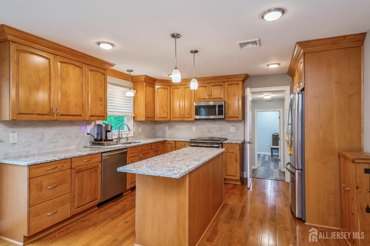 27 Briarwood Drive, Old Bridge, New Jersey image 11