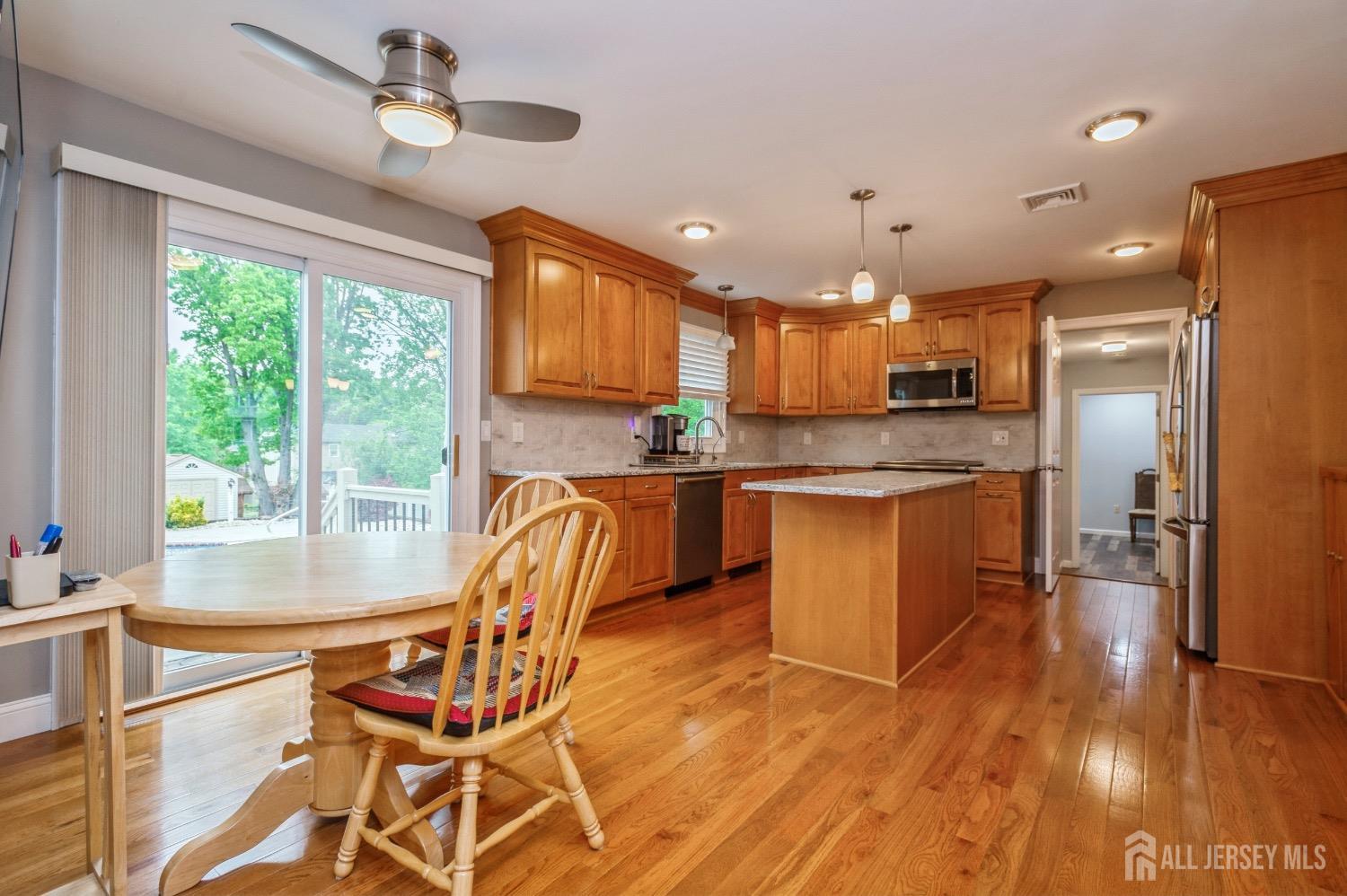 27 Briarwood Drive, Old Bridge, New Jersey image 10