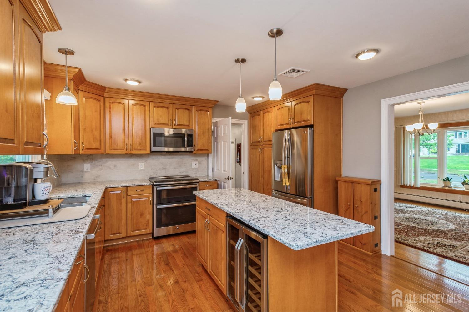 27 Briarwood Drive, Old Bridge, New Jersey image 12
