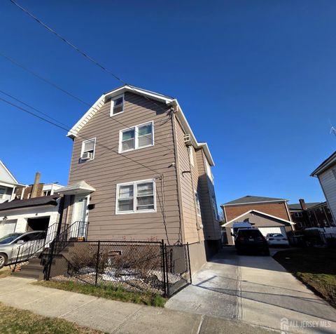 Multifamily For Sale - 11 W 12th Street<br/> Linden, NJ 07036