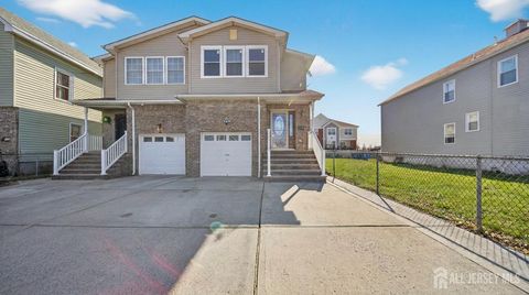 Homes For Sale - 532 Hartford Street<br/> Perth Amboy, NJ 08861