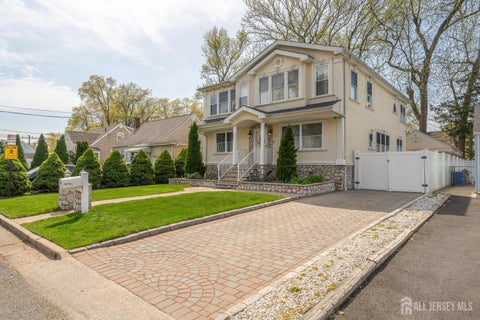Homes For Sale - 13 W 5th Avenue<br/> Linden, NJ 07036