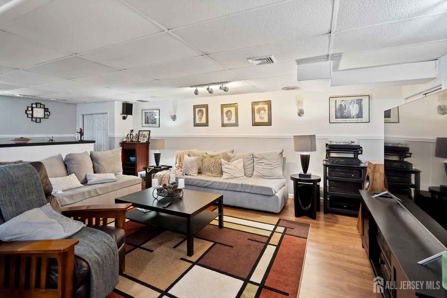 55 Michael Street, Piscataway, New Jersey image 16
