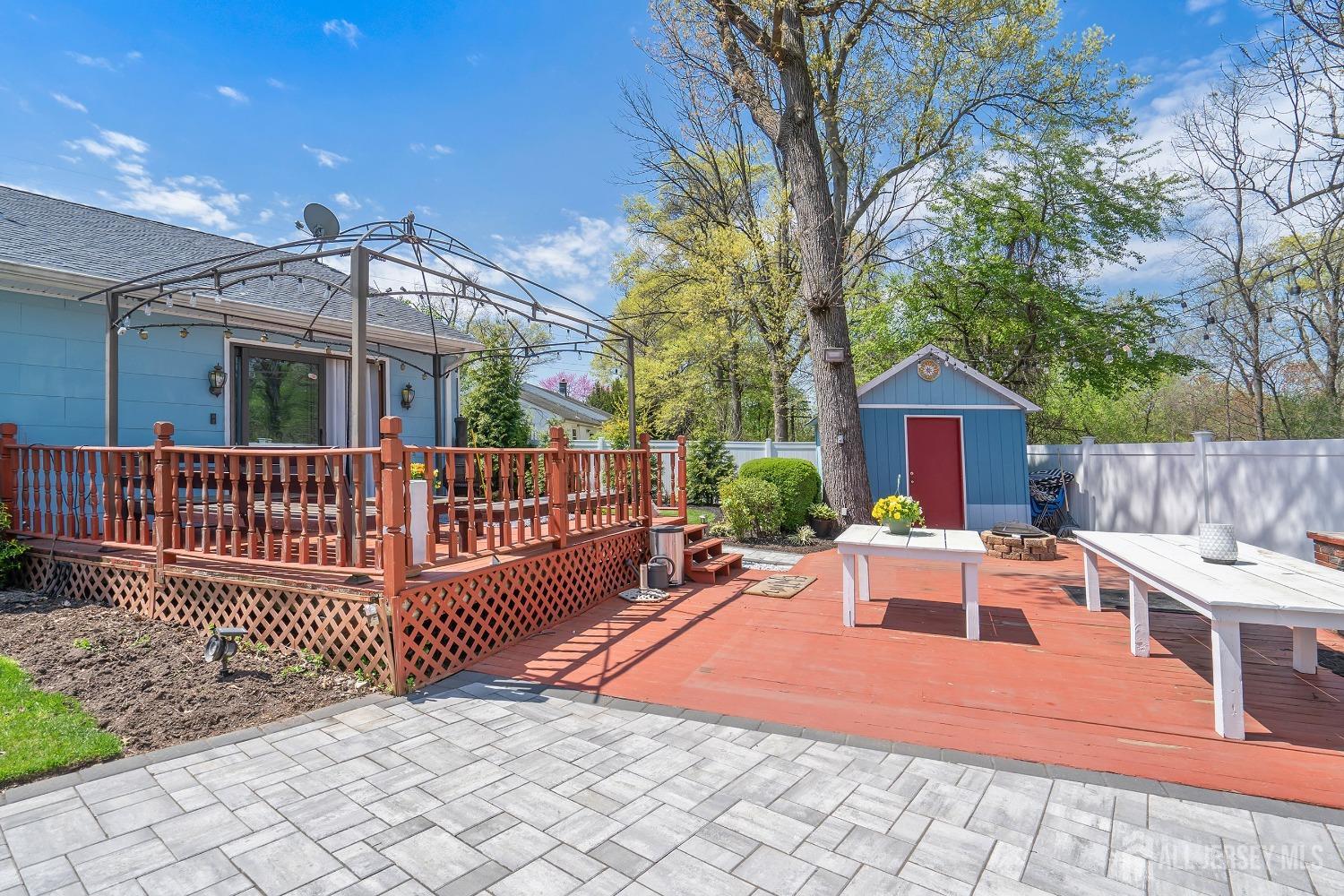 55 Michael Street, Piscataway, New Jersey image 24