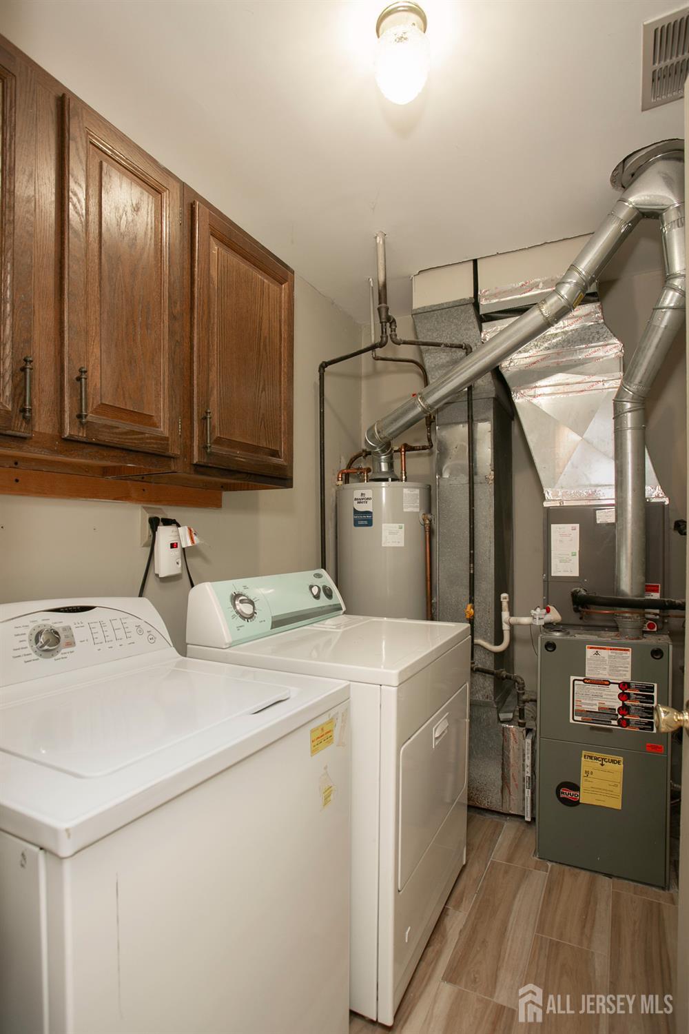 71 S Sagamore Avenue, Edison, New Jersey image 16