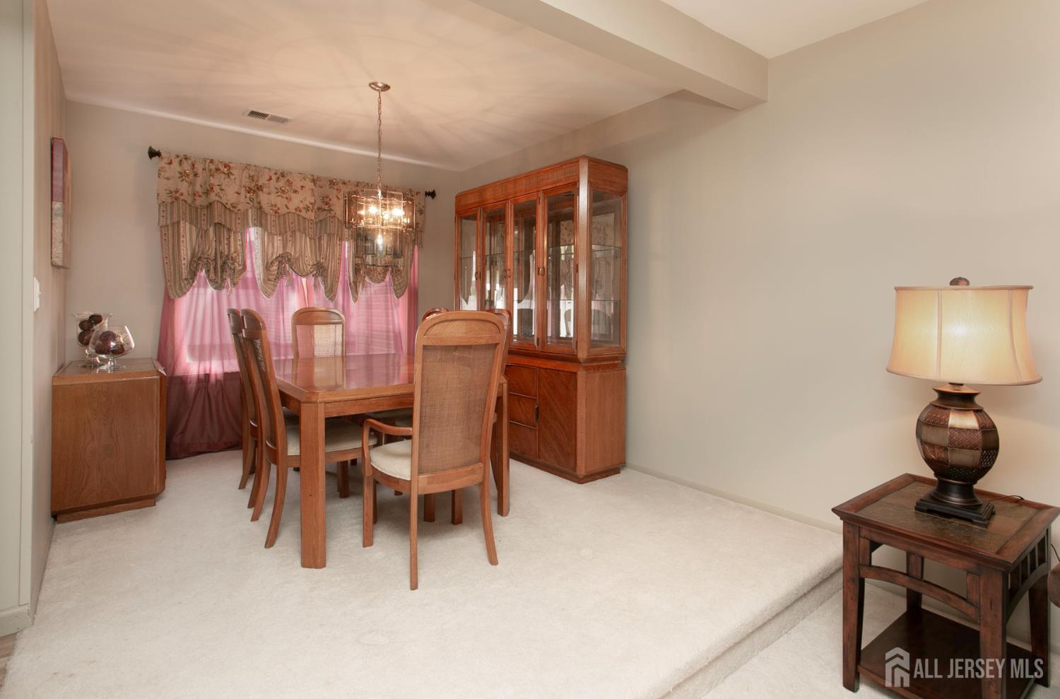 71 S Sagamore Avenue, Edison, New Jersey image 7