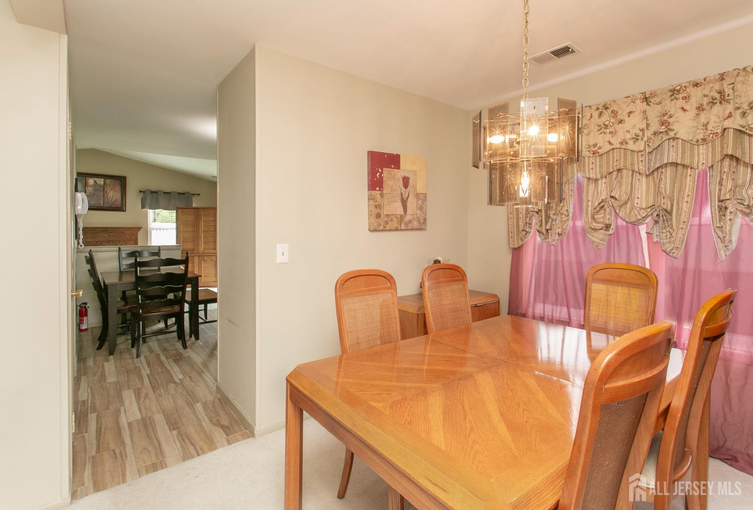71 S Sagamore Avenue, Edison, New Jersey image 8