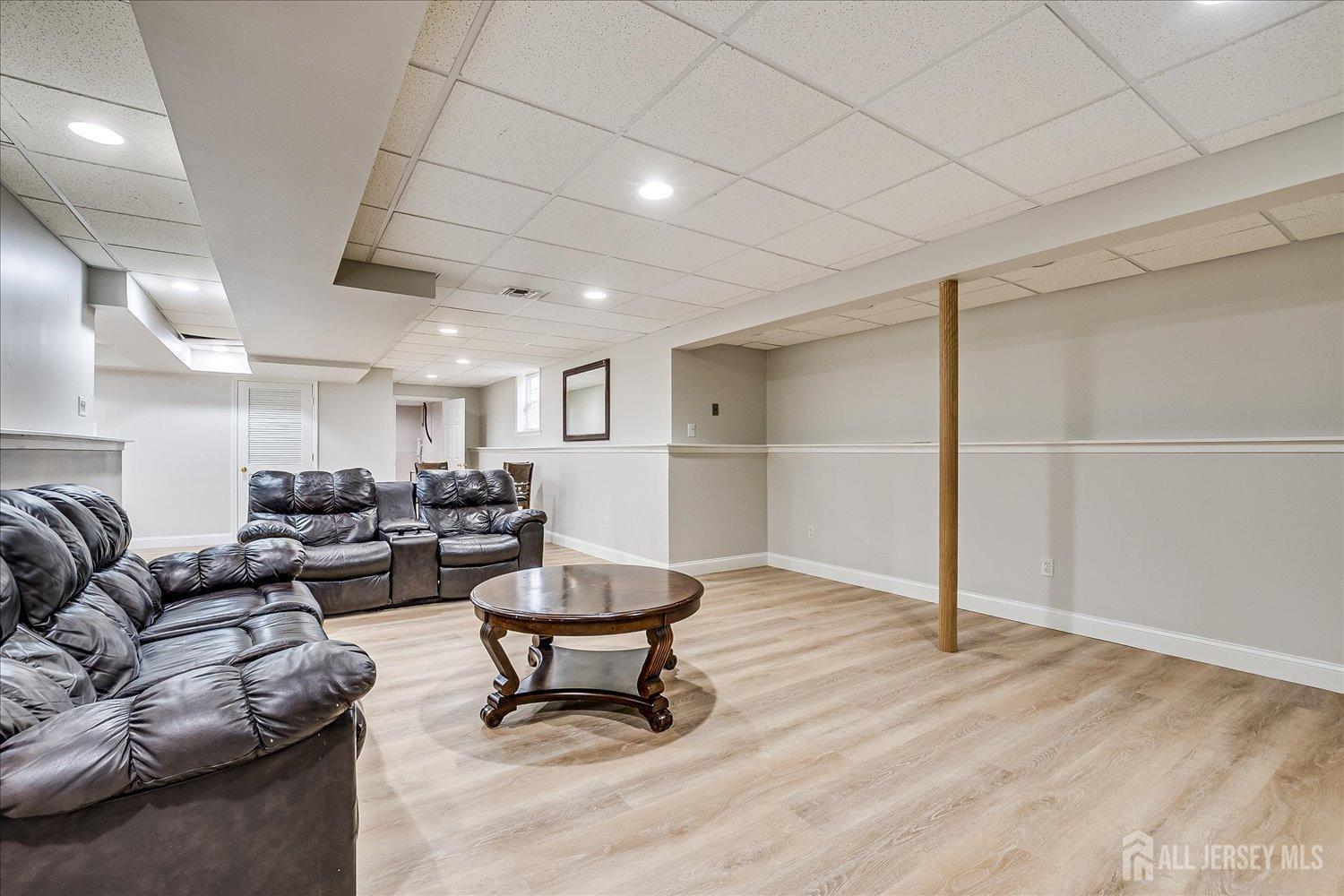 37 Keswick Road, East Windsor, New Jersey image 35