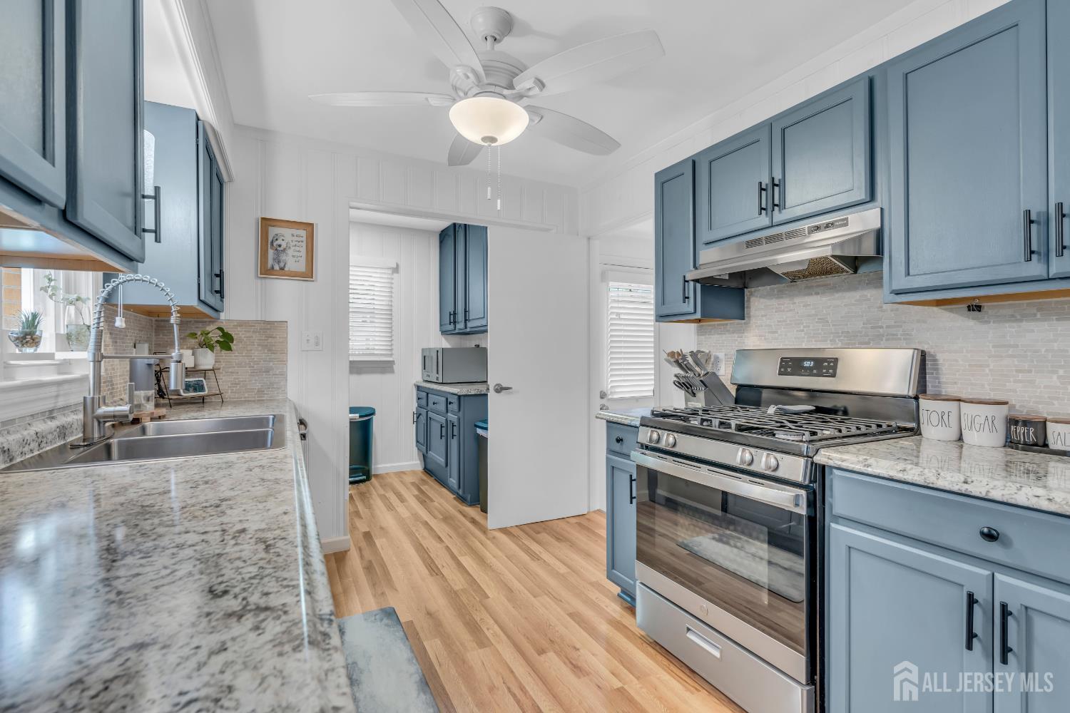 1 Highview Road, East Brunswick, New Jersey image 8