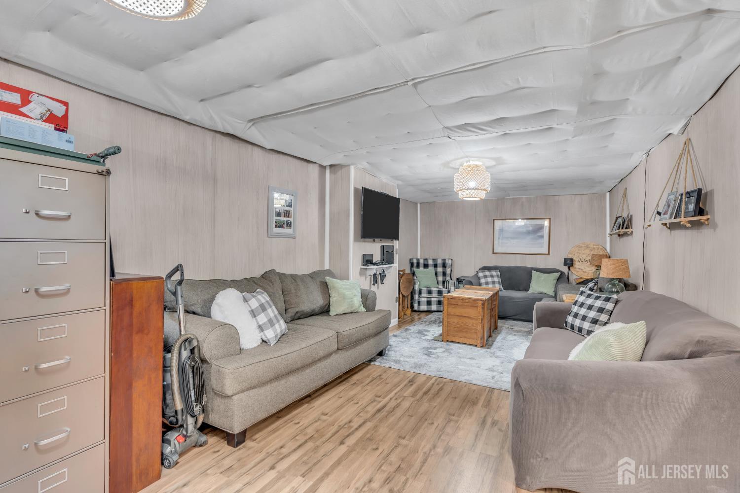 1 Highview Road, East Brunswick, New Jersey image 23