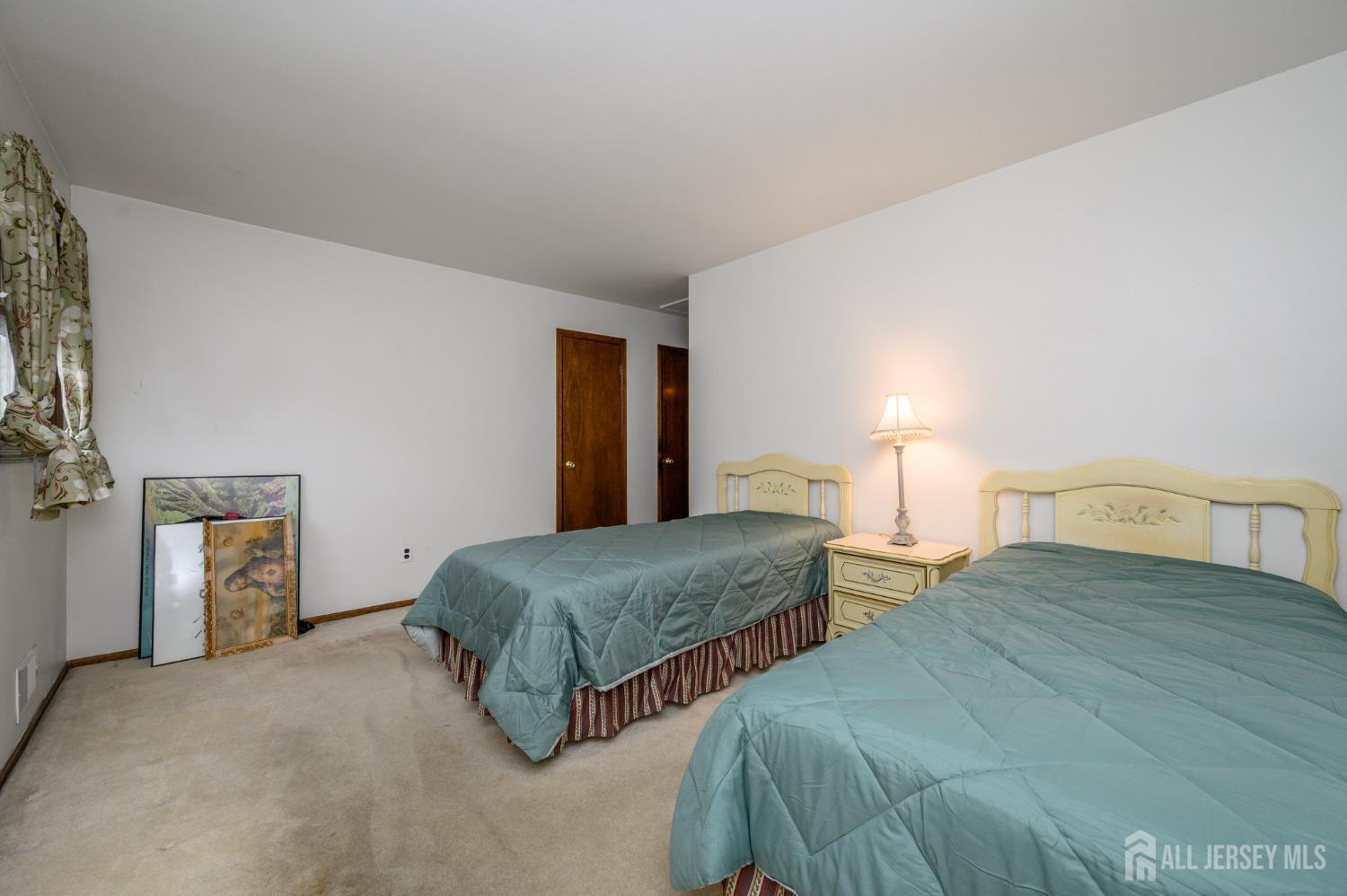 98 S Cliff Road, Colonia, New Jersey image 28