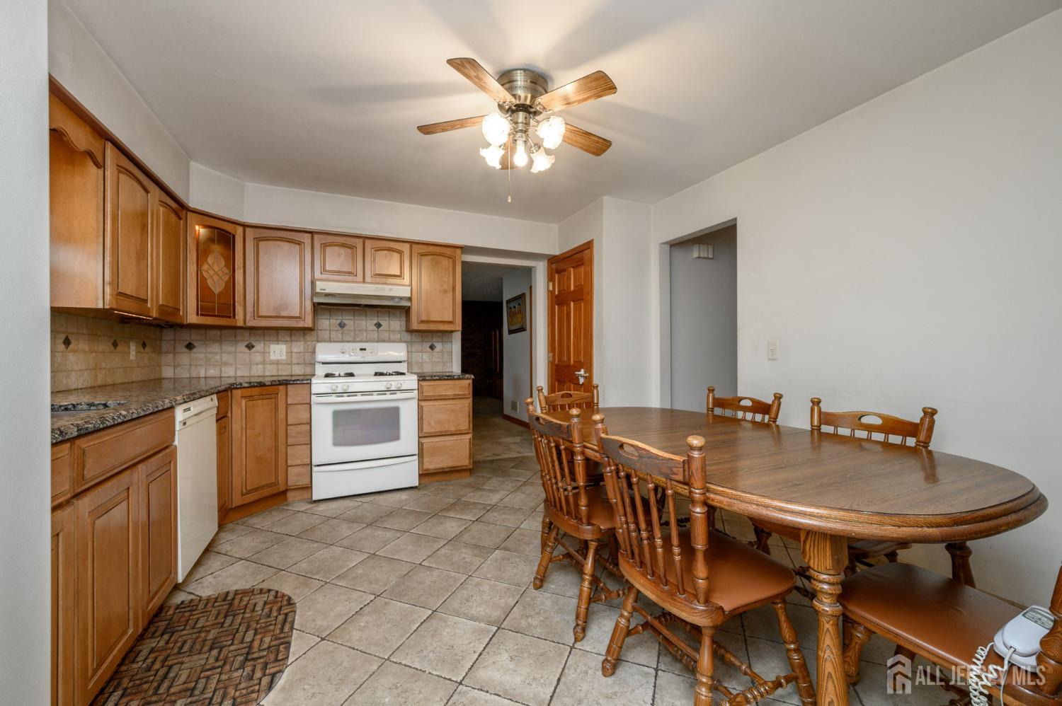 98 S Cliff Road, Colonia, New Jersey image 10