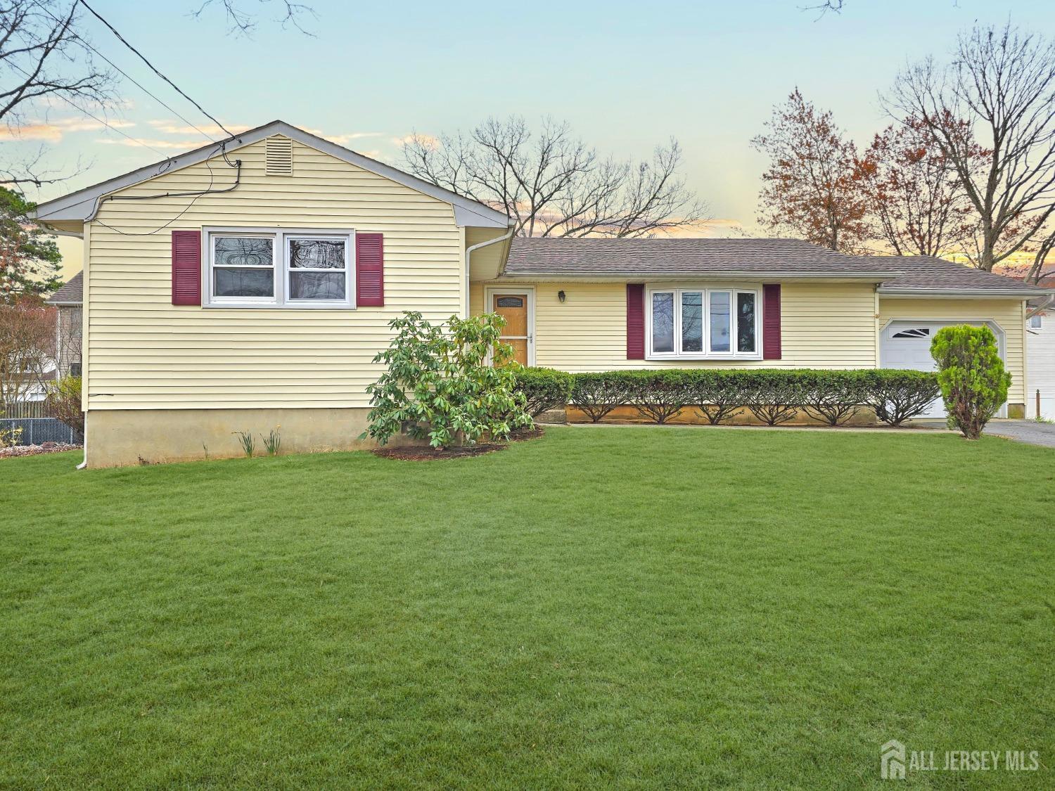 20 Ellingham Avenue, Monroe Township, New Jersey image 3