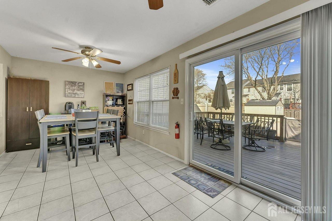 23 Telegraph Lane, Sayreville, New Jersey image 8