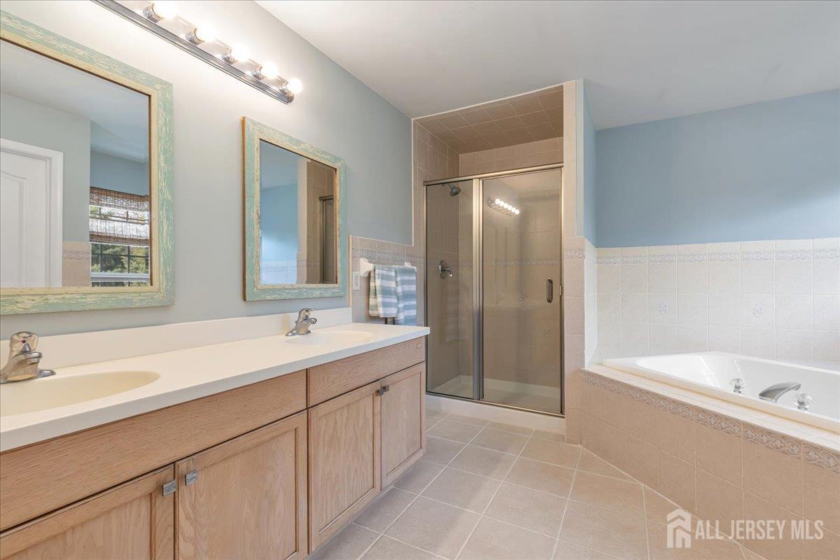 Franklin, New Jersey, 08873, United States, 5 Bedrooms Bedrooms, ,3 BathroomsBathrooms,Residential,Active,2038207