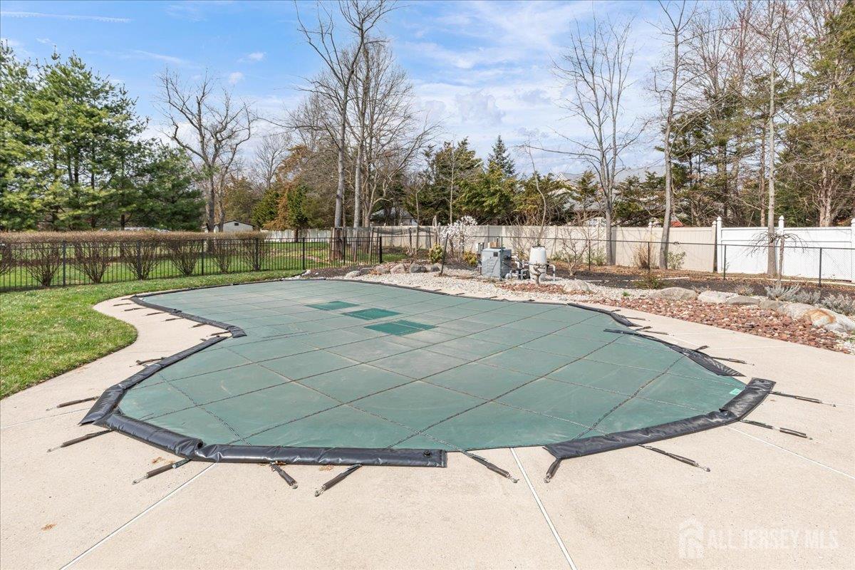 Franklin, New Jersey, 08873, United States, 5 Bedrooms Bedrooms, ,3 BathroomsBathrooms,Residential,Active,2038207