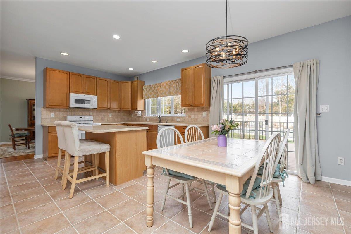 Franklin, New Jersey, 08873, United States, 5 Bedrooms Bedrooms, ,3 BathroomsBathrooms,Residential,Active,2038207