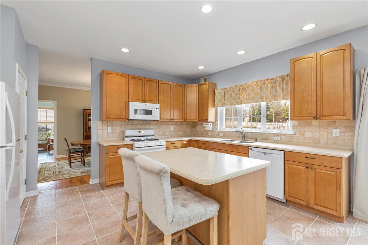 Franklin, New Jersey, 08873, United States, 5 Bedrooms Bedrooms, ,3 BathroomsBathrooms,Residential,Active,2038207