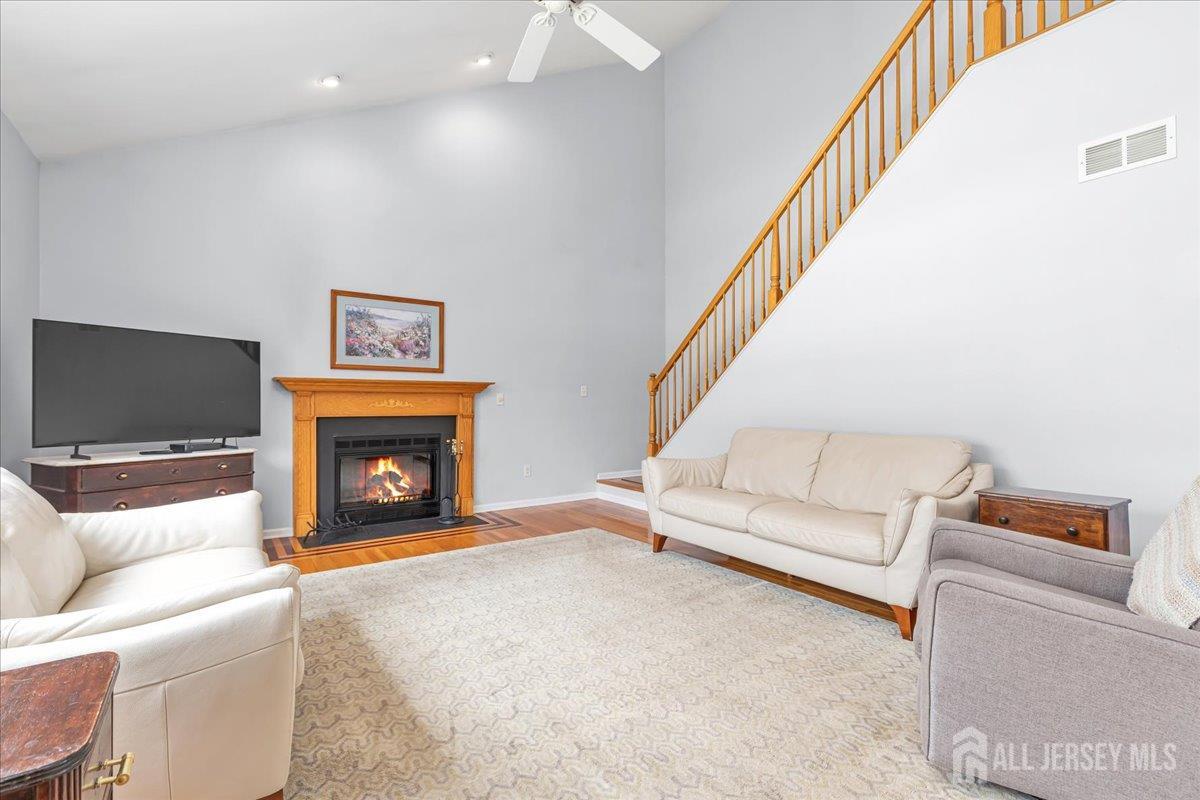 Franklin, New Jersey, 08873, United States, 5 Bedrooms Bedrooms, ,3 BathroomsBathrooms,Residential,Active,2038207