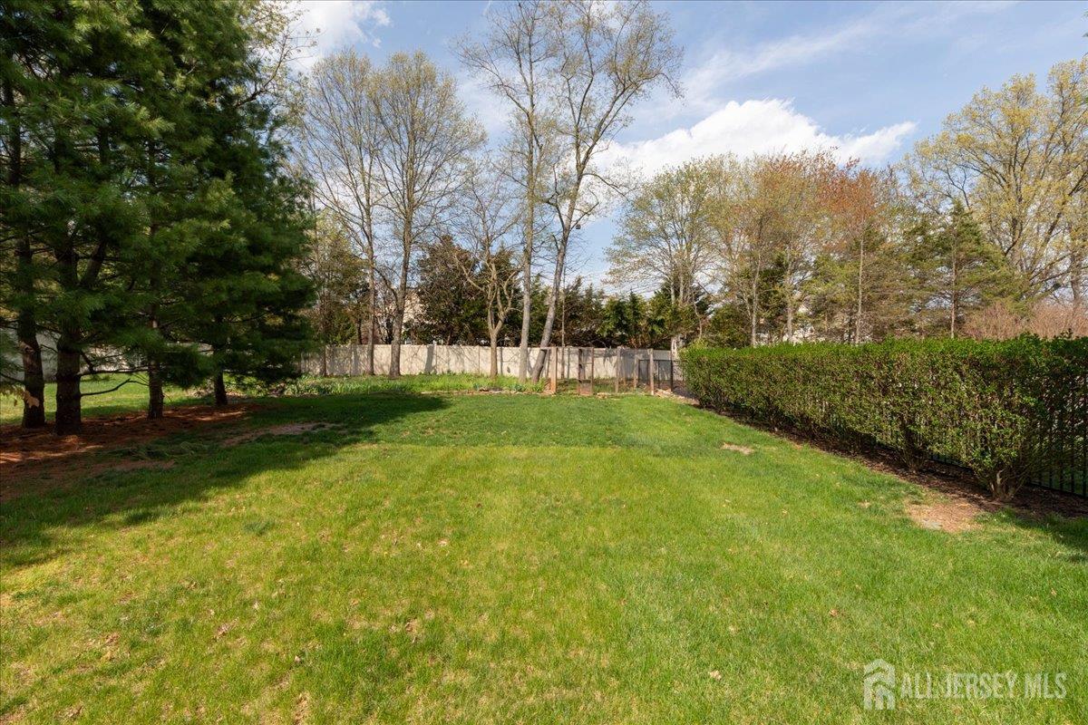 Franklin, New Jersey, 08873, United States, 5 Bedrooms Bedrooms, ,3 BathroomsBathrooms,Residential,Active,2038207