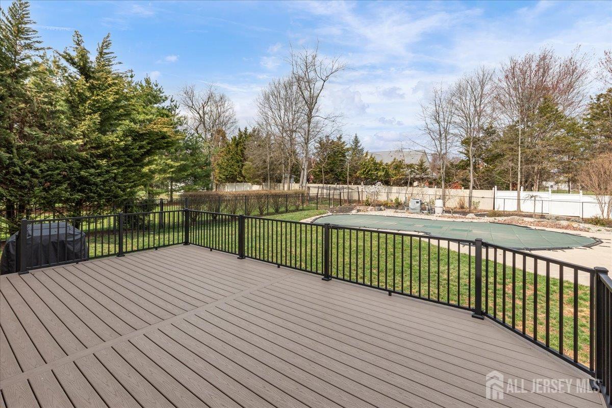Franklin, New Jersey, 08873, United States, 5 Bedrooms Bedrooms, ,3 BathroomsBathrooms,Residential,Active,2038207