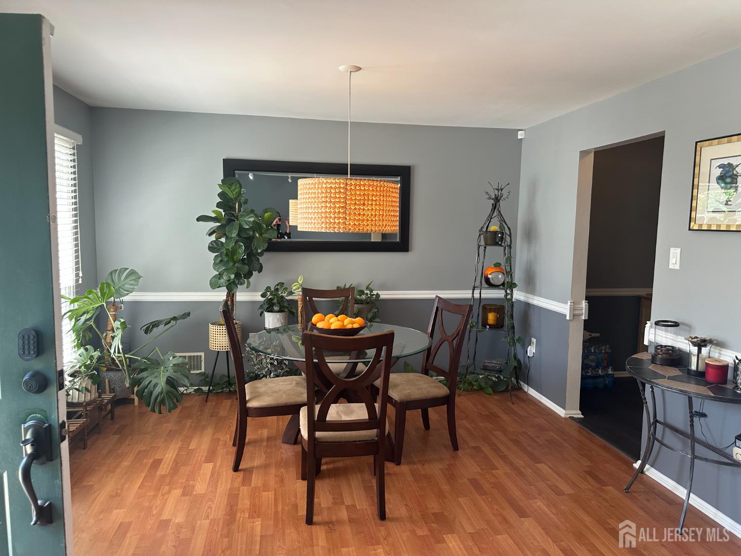 8 Bristol Drive, North Brunswick, New Jersey image 4