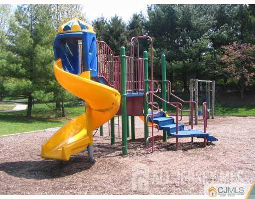 8 Bristol Drive, North Brunswick, New Jersey image 22
