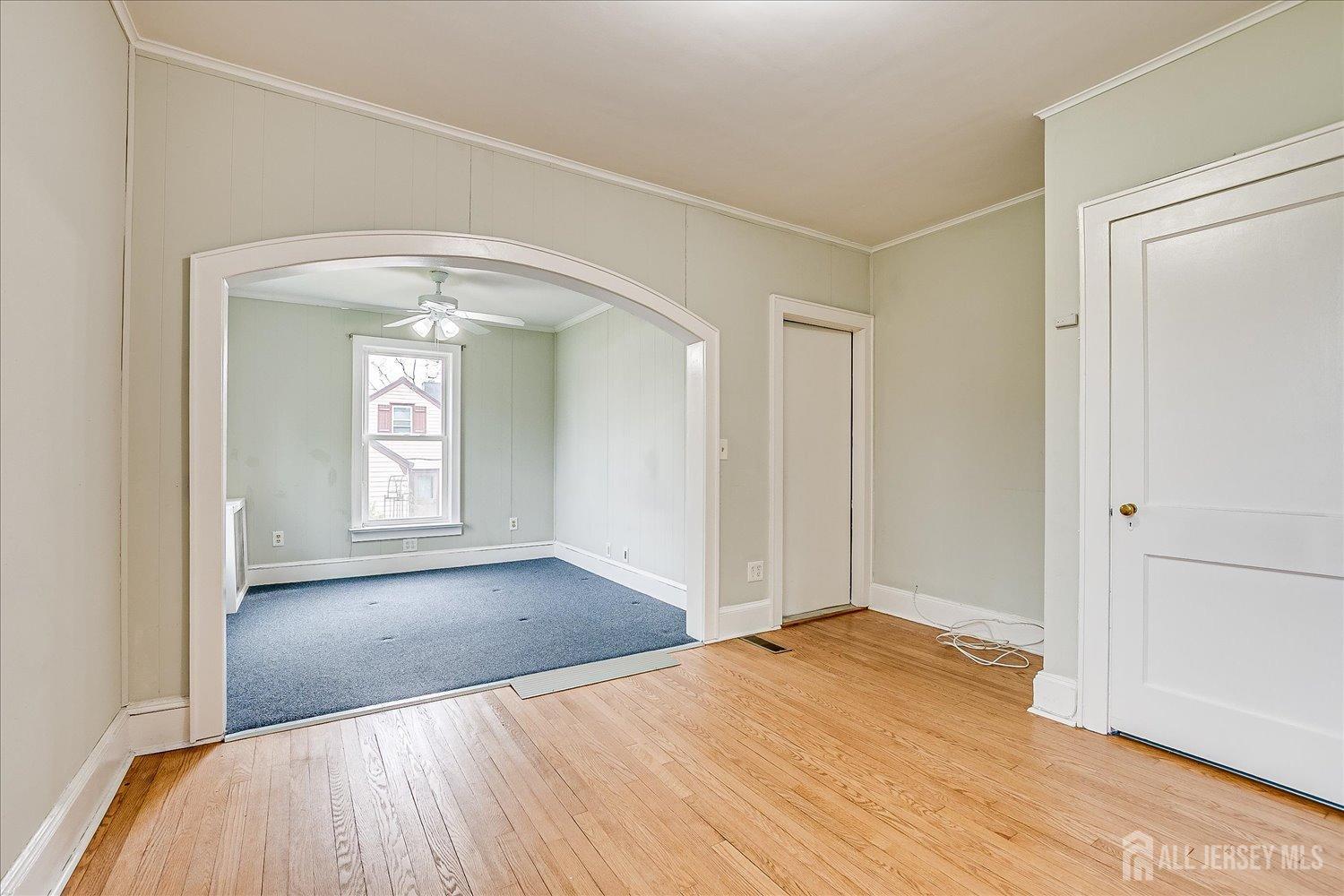 8 Lahiere Avenue, Edison, New Jersey image 24