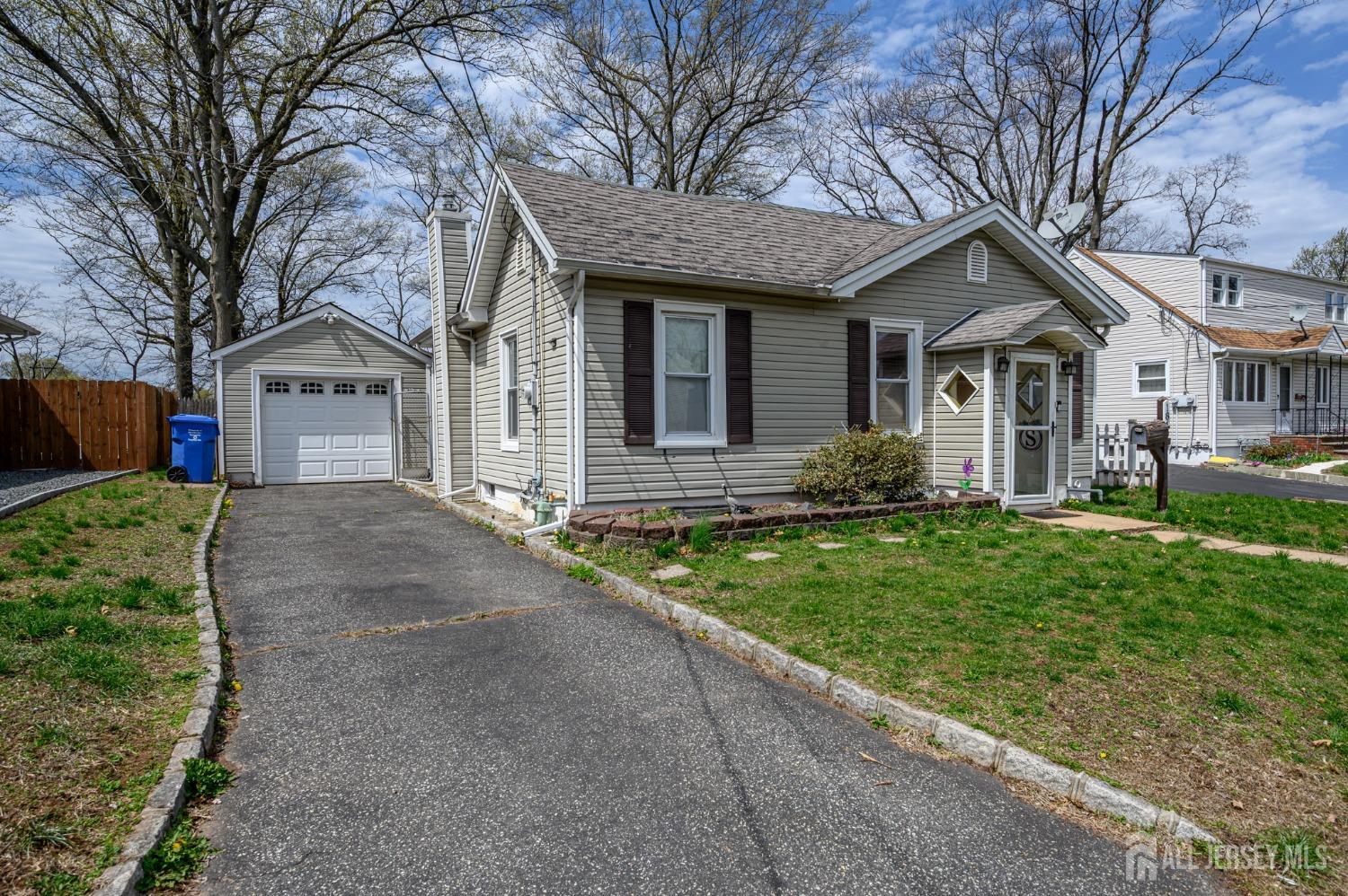 181 Woodruff Avenue, Avenel, New Jersey image 23