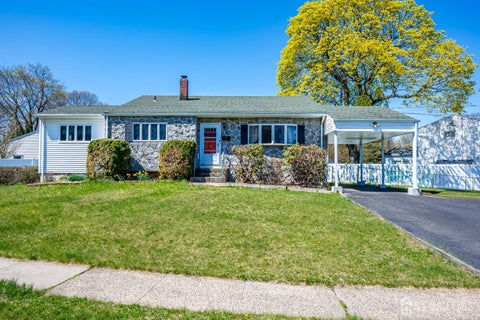 Homes For Sale - 40 Meeker Avenue<br/> Edison, NJ 08817