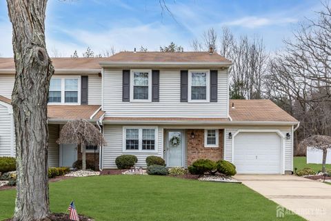 Townhouse For Sale - 34 Staghorn Drive<br/> Middlesex County, Old Bridge, NJ 07747