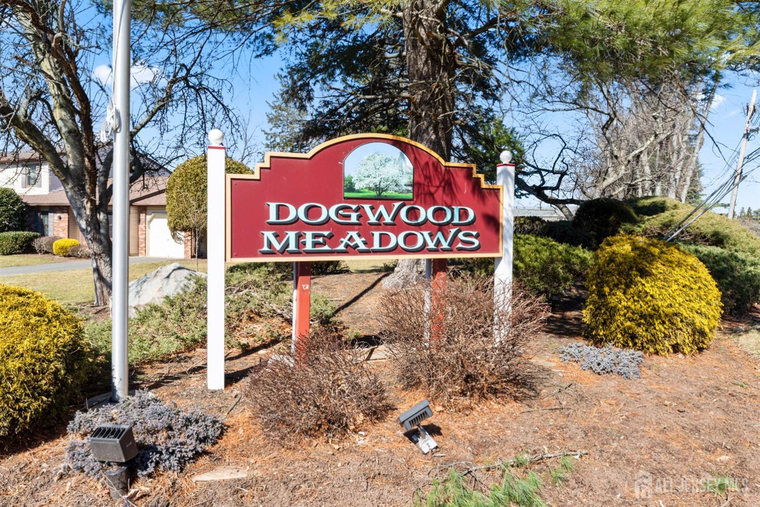 19 Dogwood Drive, Edison, New Jersey image 2