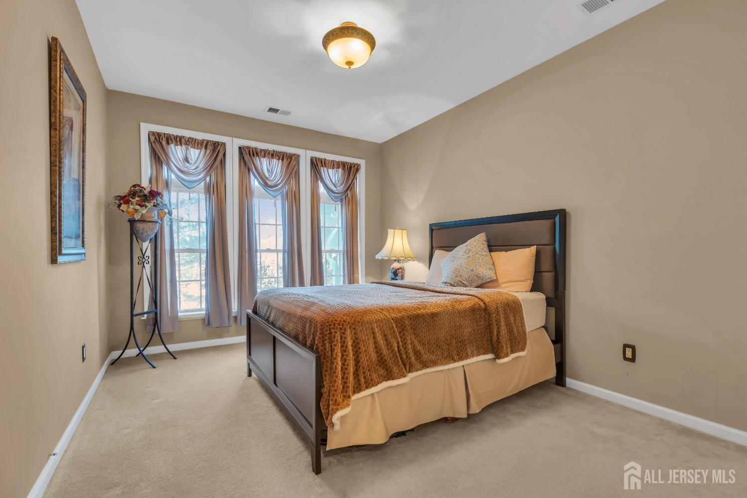 1111 Cedar Village Boulevard, East Brunswick, New Jersey image 27