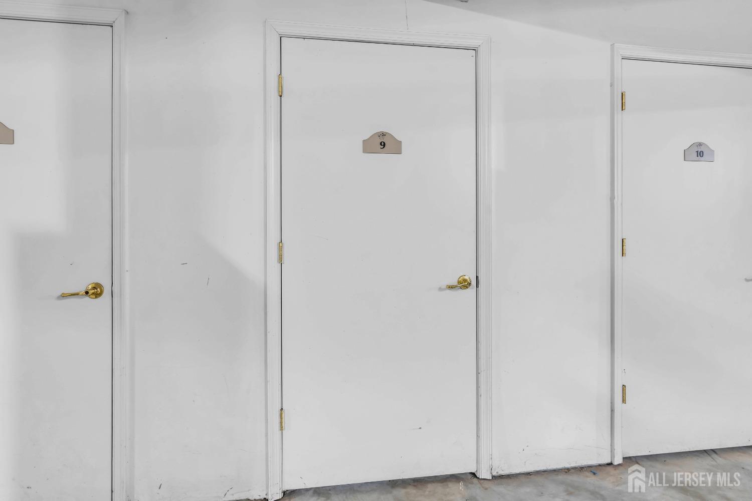 1111 Cedar Village Boulevard, East Brunswick, New Jersey image 37