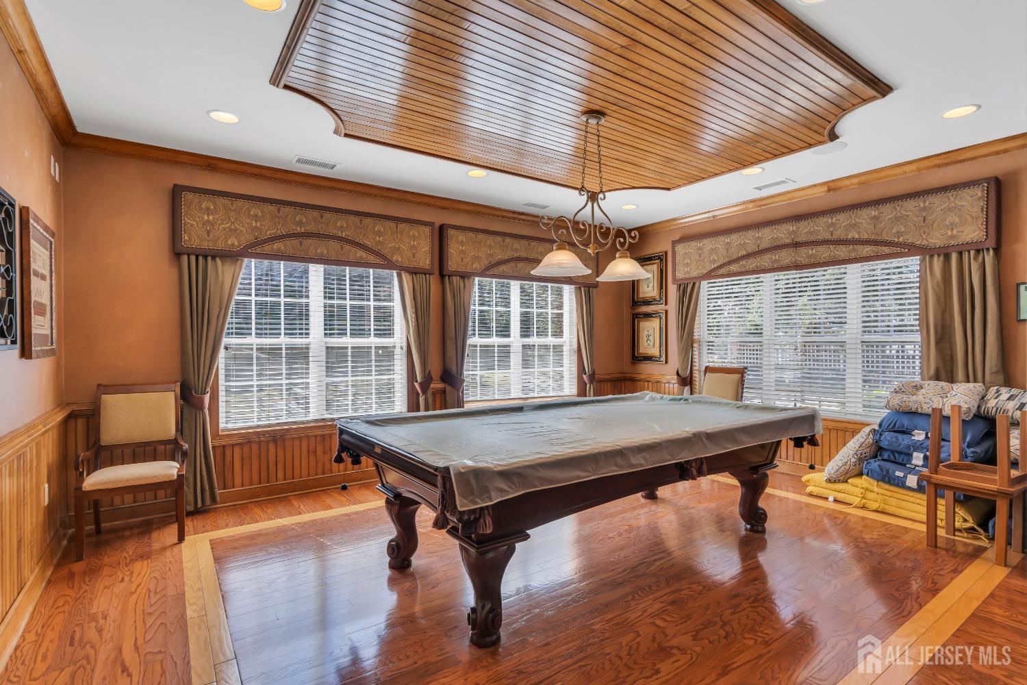 1111 Cedar Village Boulevard, East Brunswick, New Jersey image 33