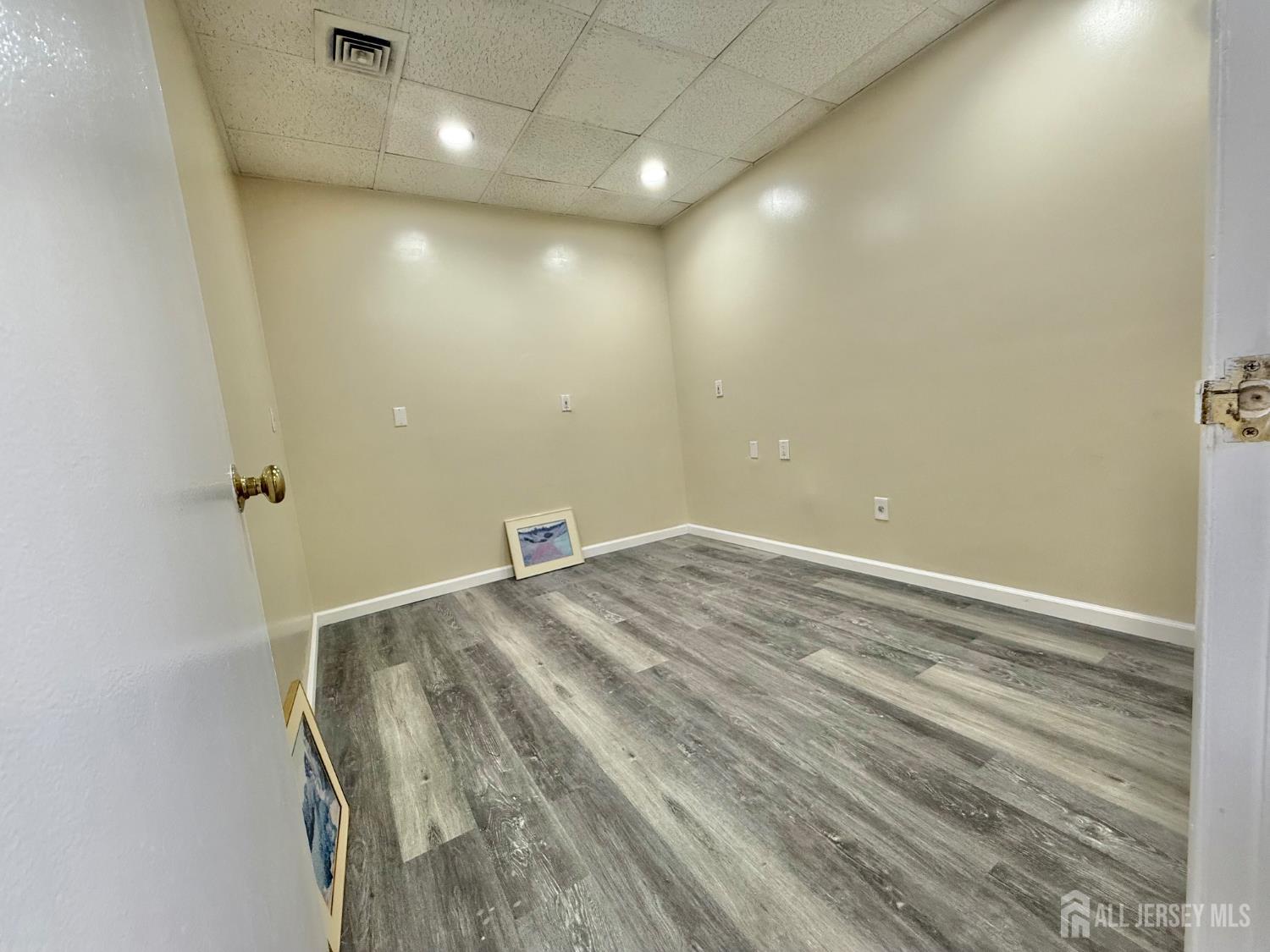 201 Livingston Avenue, New Brunswick, New Jersey image 18