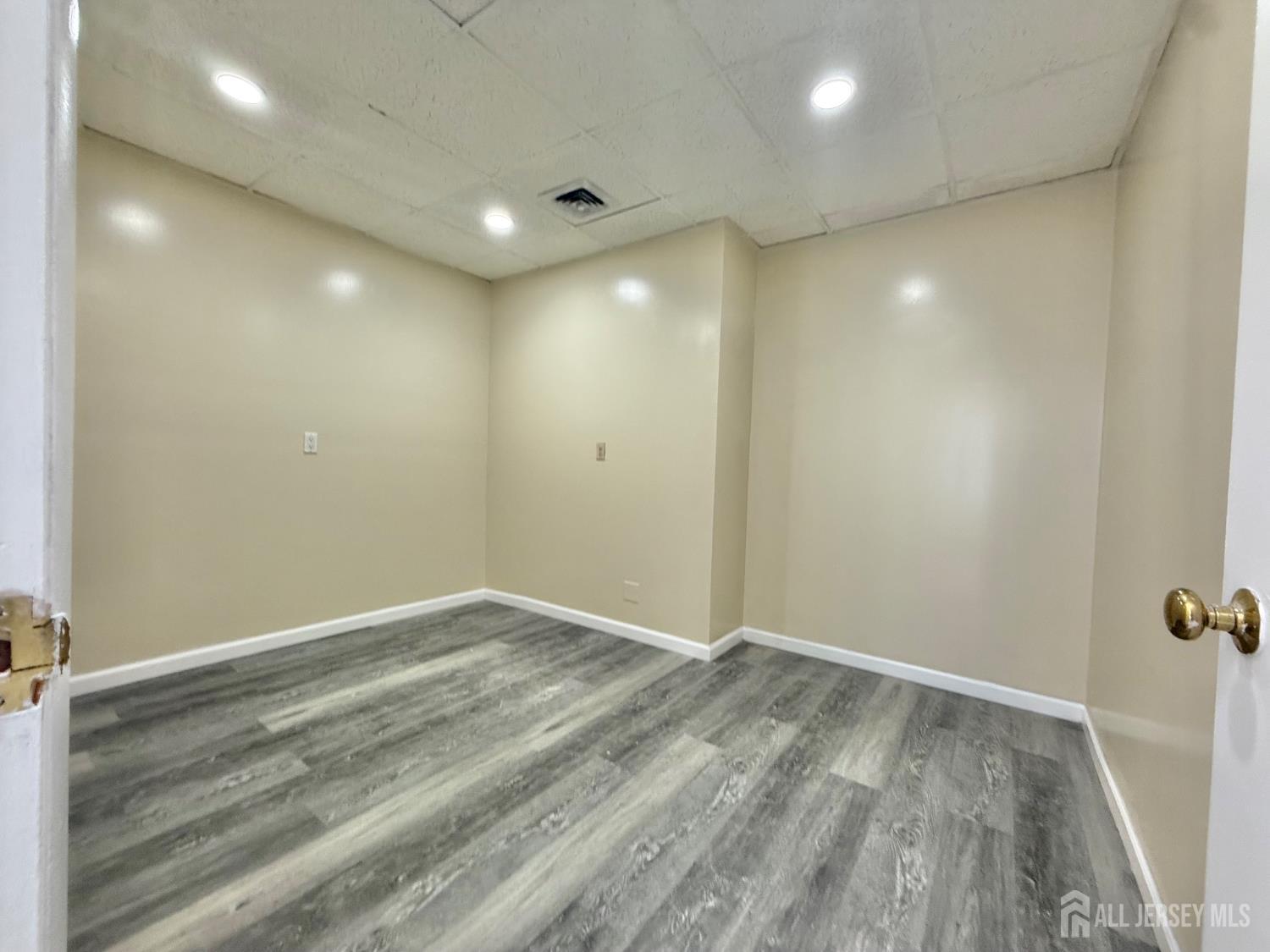 201 Livingston Avenue, New Brunswick, New Jersey image 10