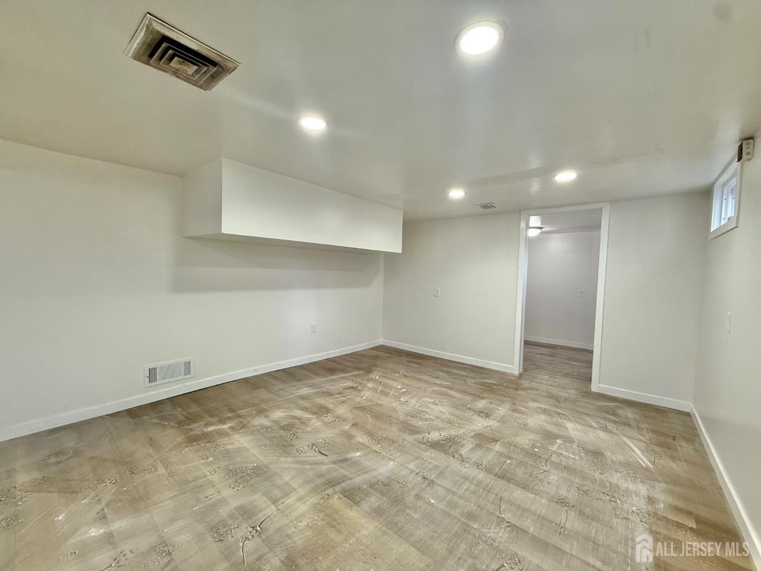 201 Livingston Avenue, New Brunswick, New Jersey image 3