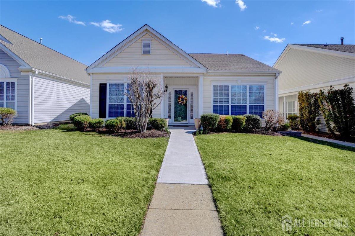595 Waterside Boulevard, Monroe Township, New Jersey image 2