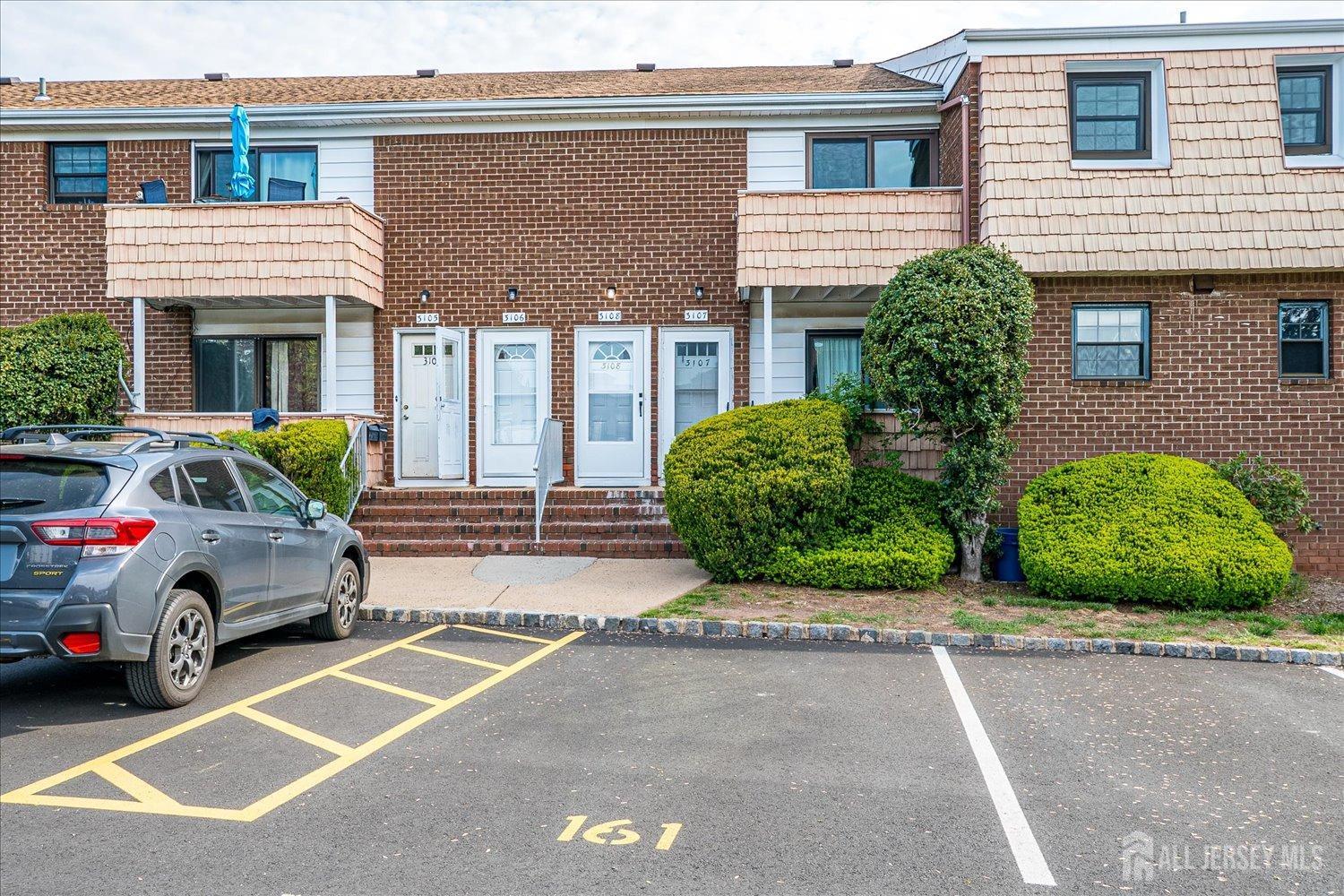 3108 Cromwell Court, Hillsborough, New Jersey image 4