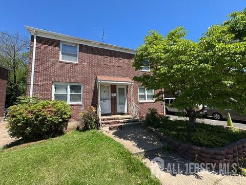 Homes For Sale - 153 Rutgers Street<br/> Middlesex County, New Brunswick, NJ 08901