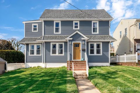 Homes For Sale - 51 Dartmouth Street<br/> Edison, NJ 08837