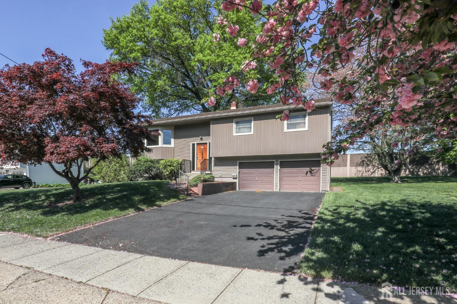 17 Wellington Road, East Brunswick, New Jersey image 1