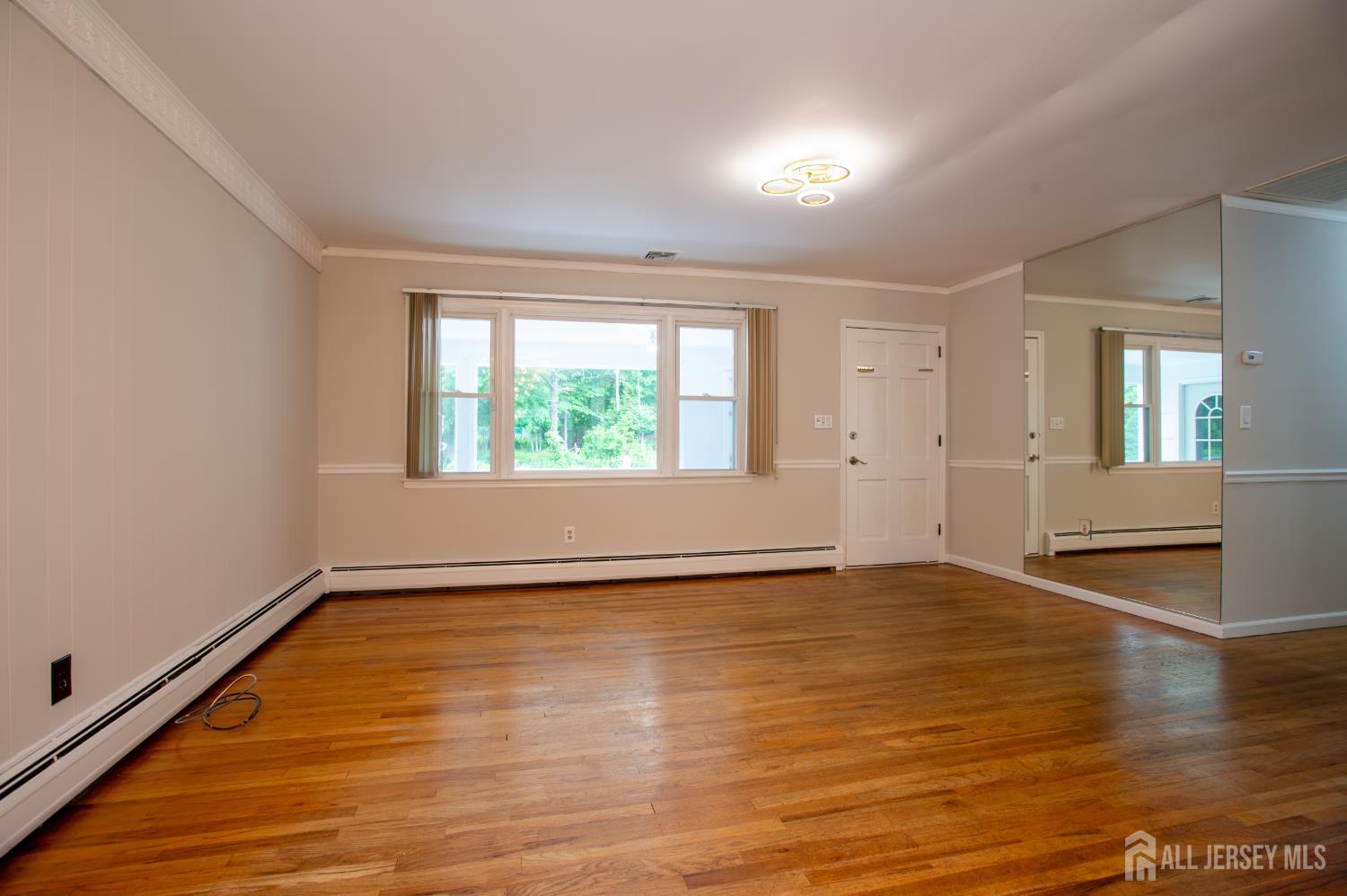 69 Monmouth Avenue