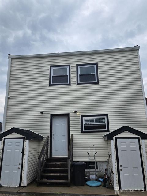 Multifamily For Sale - 39 Union Street<br/> Carteret, NJ 07008