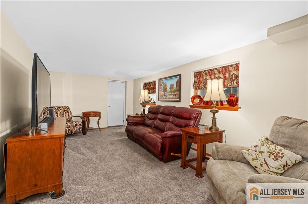 19 Wendy Drive, Old Bridge, New Jersey image 3